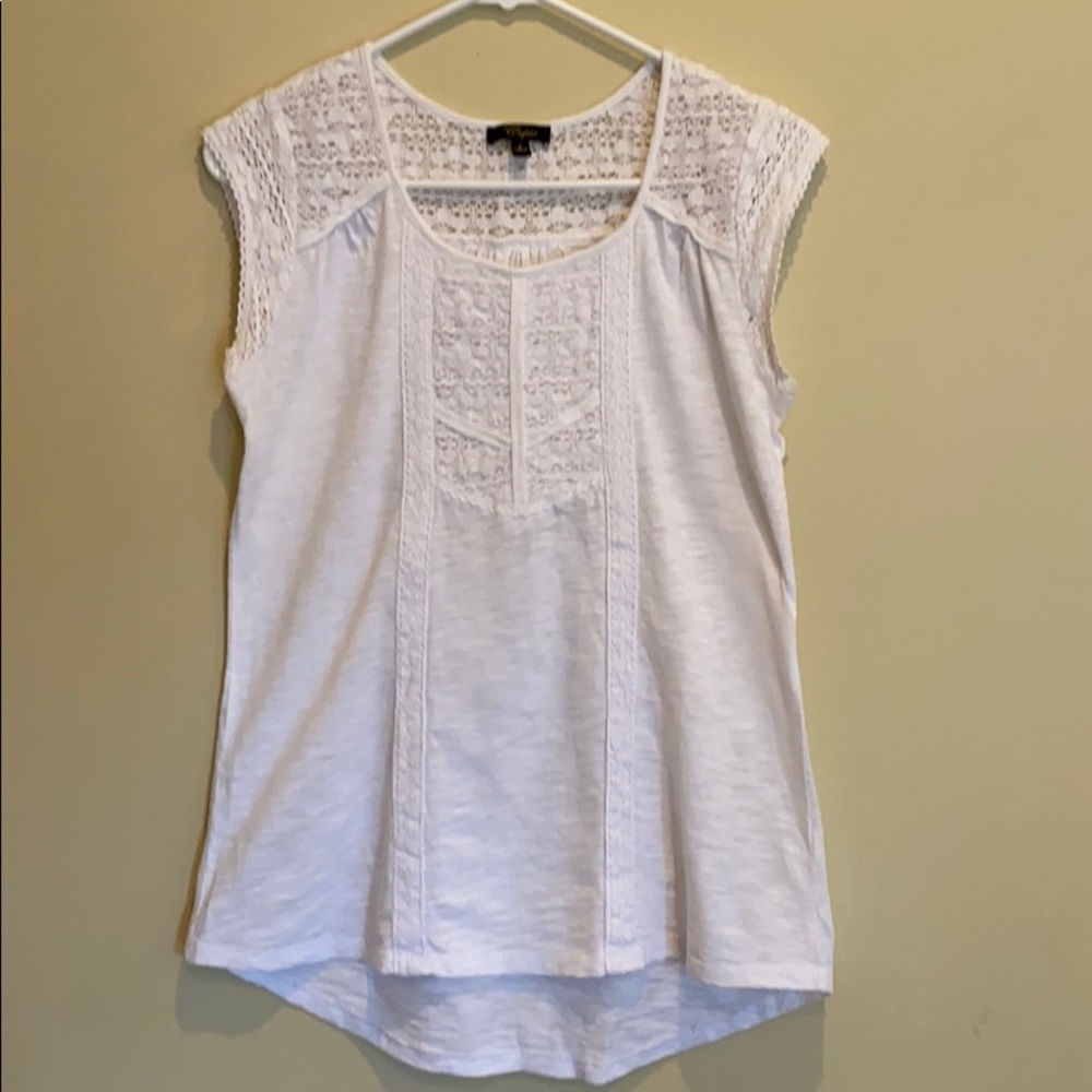White Cupio top with lace details